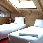 Pele - Alpes Travel - - Sleeps 11