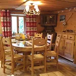 Pele - Alpes Travel - - Sleeps 11 *