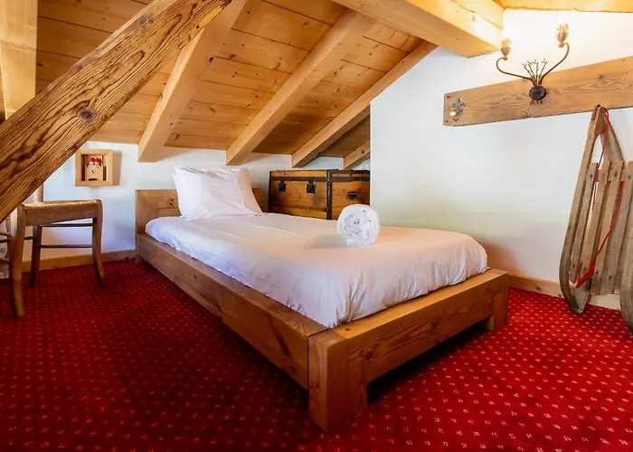 Alpehytte Pele - Alpes Travel - - Sleeps 11 *