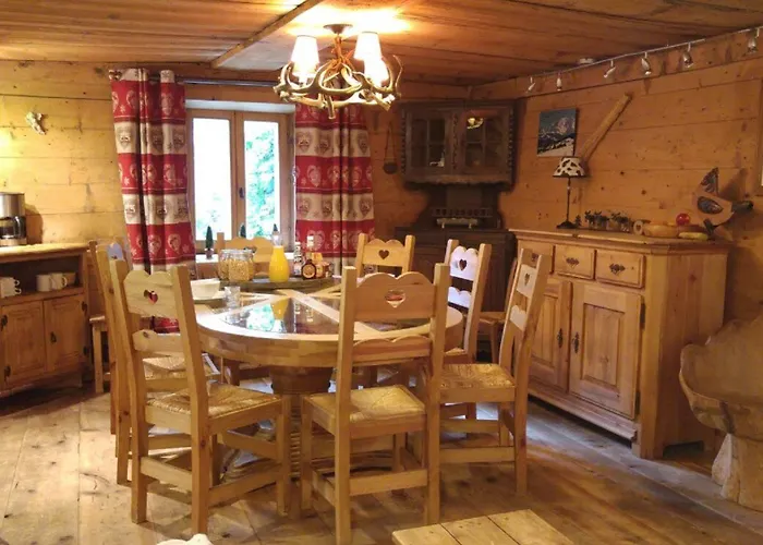Pele - Alpes Travel - - Sleeps 11 *